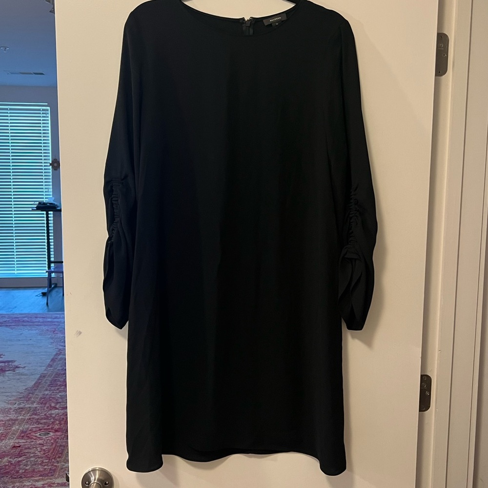 Halogen Black Crew Neck Rouched Sleeve Dress